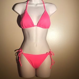New Victoria secret bikini, large top, med bottom.